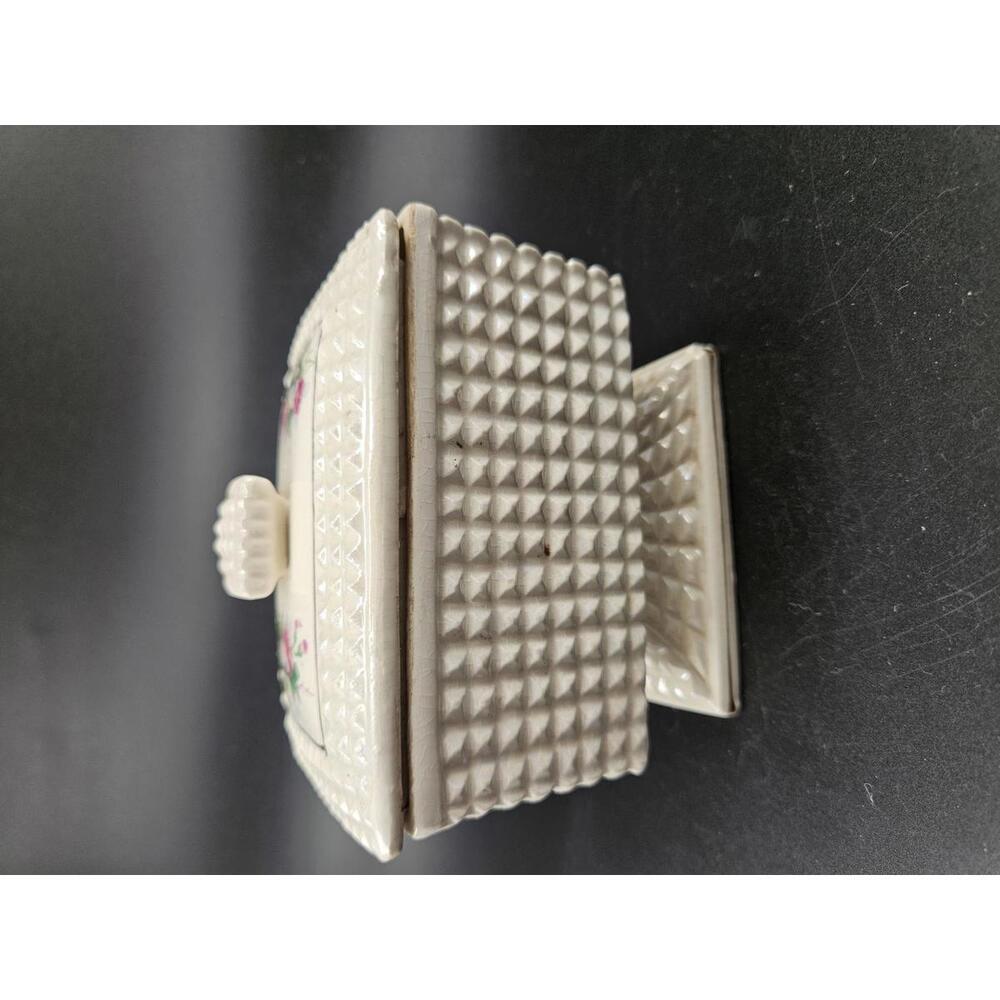 Mid Century Hollywood Regency Ivory & RosesPyramidal Hobnob Lidded Trinket Box - Picture 4 of 14